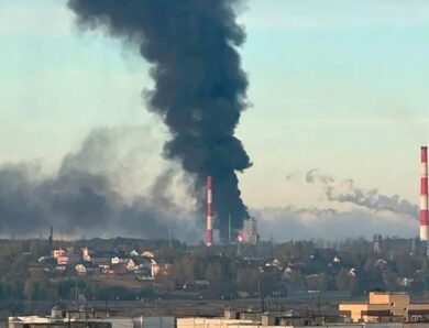 Дрони атакували один з найбільших НПЗ РФ і порти