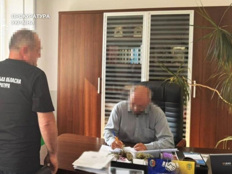 Голова сільради отримав 7 років тюрми за розтрату грошей для школи