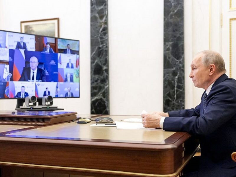 Ігнор перемовин. Путін готує мобілізацію?