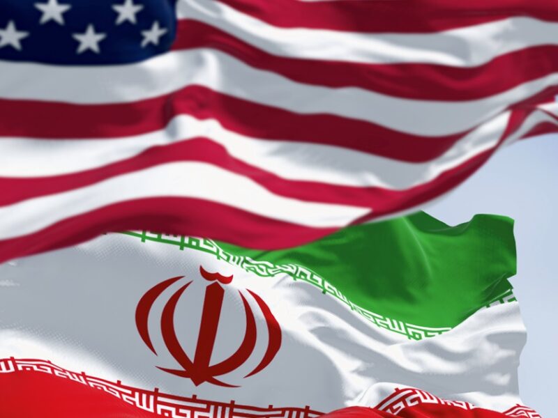 Іран погрожує “покарати агресора” після хвилі ударів США
