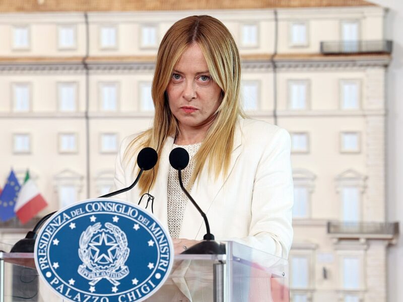 Мелоні планує вивести Іспанію із Шенгенської зони
