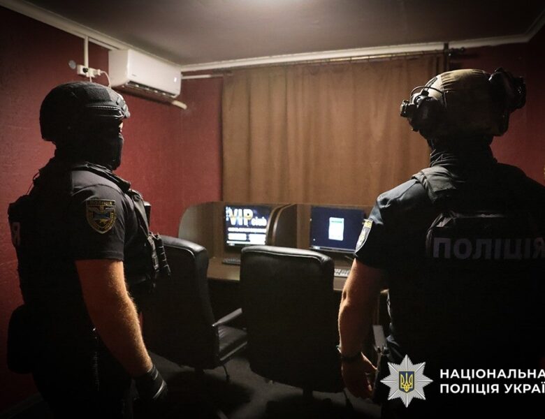Мільйони щомісяця: у Запоріжжі викрили підпільні гральні зали