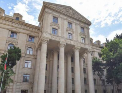 МЗС Азербайджану викликало посла РФ через удар по АЗС SOCAR в Україні