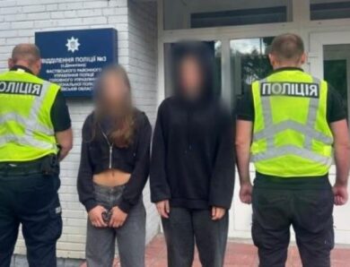 На Київщині підлітки танцювали під російську музику на Алеї Слави