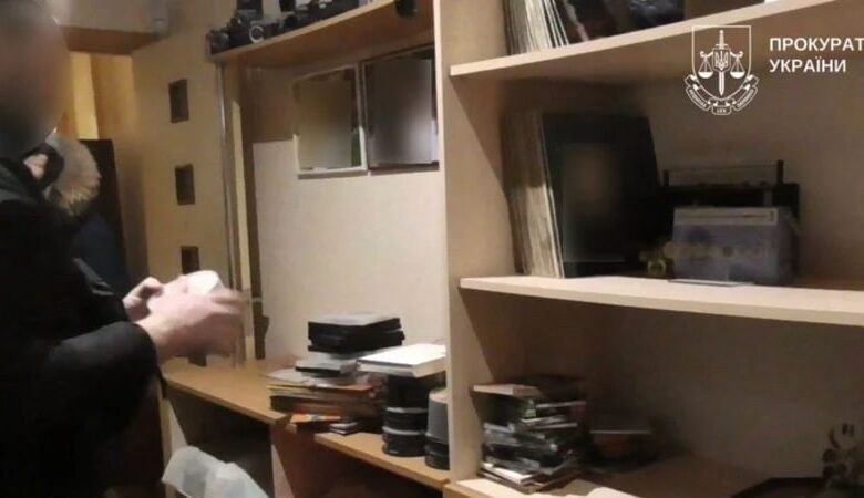 На Полтавщині фотограф із громадянством РФ розбещував дітей