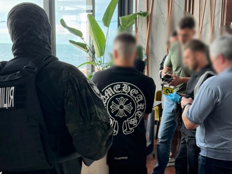 Одесит продавав в Україні великими партіям кокаїн з ЄС