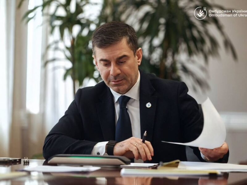 Омбудсман назвав головні проблеми, з якими звертаються українці