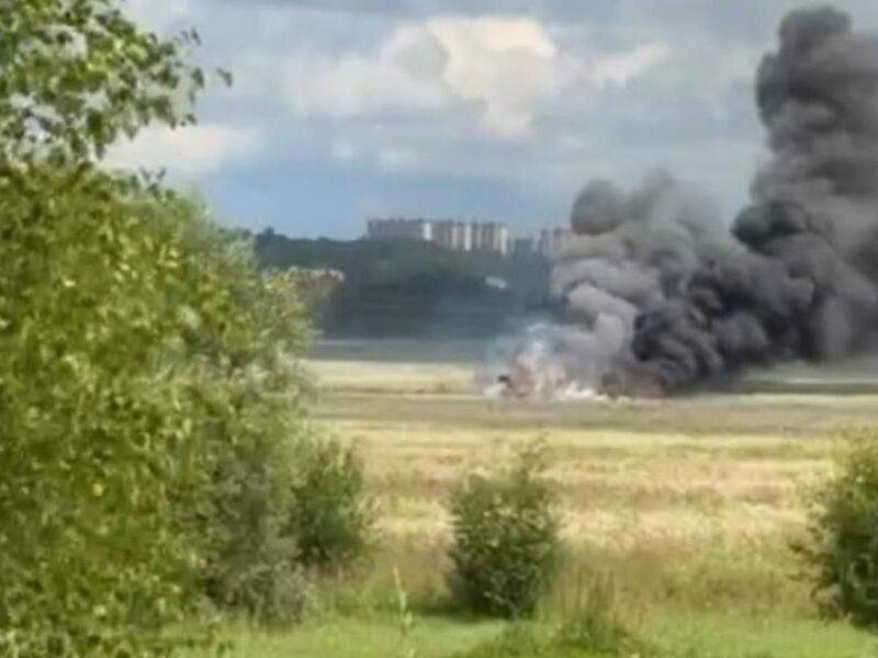 Під Москвою розбився військовий літак Су-57