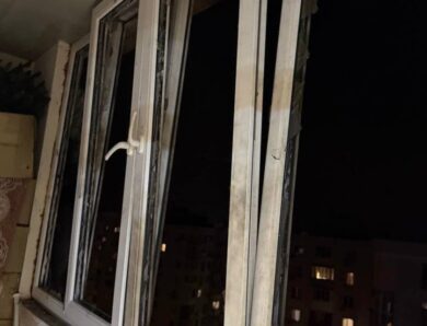 Під Одесою БПЛА атакували багатоповерхівку і супермаркет