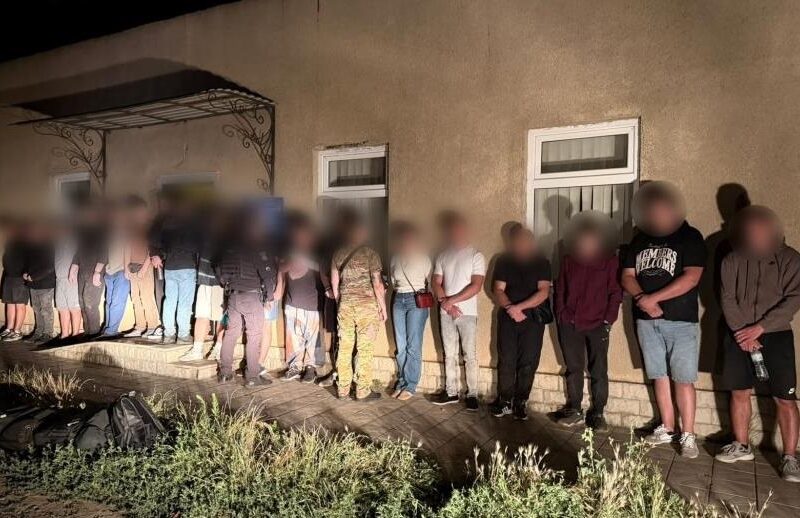 Прикордонники затримали відразу 13 ухилянтів