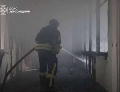 РФ обстріляла лікарню в Херсоні: кількість постраждалих зростає