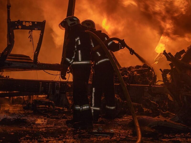 РФ вдарила КАБами і дроном по Сумщині: є потерпілі