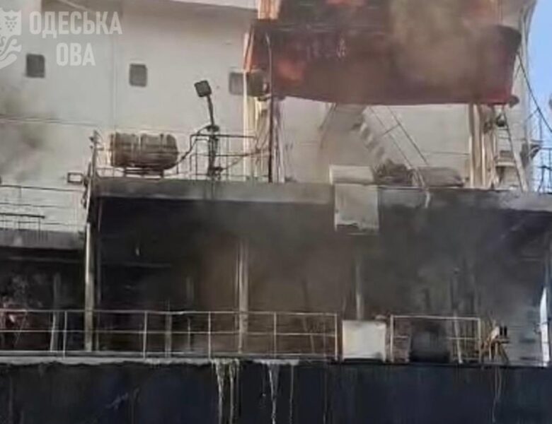 Росія вдарила по судну на Одещині: є загиблі