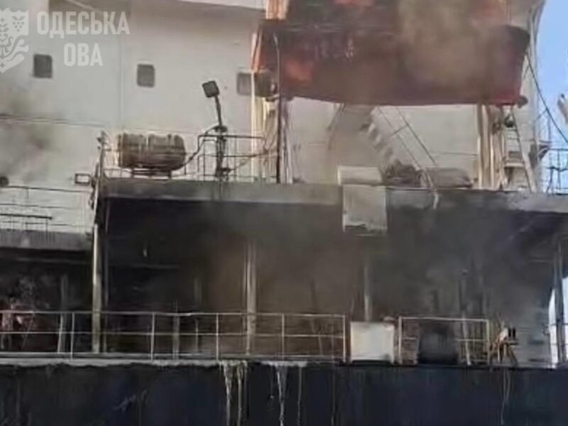 Росія вдарила по судну на Одещині: є загиблі