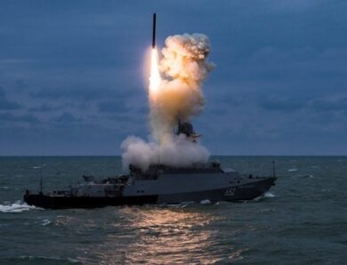 Росія запустила крилаті ракети та Калібри з моря