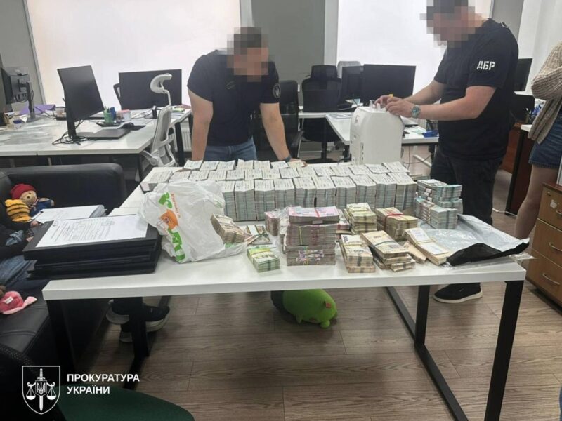 Розслідується привласнення коштів під час закупівлі дронів на майже 7 млрд