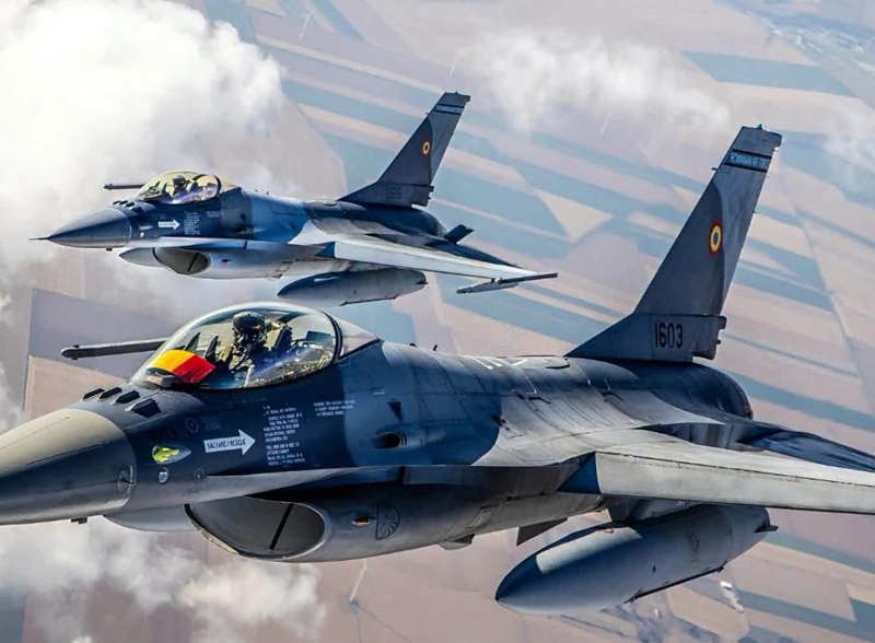 Румунія підняла F-16 через невідому ціль у повітрі