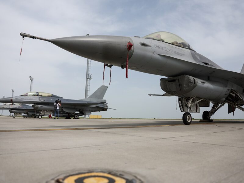 Румунський F-16 збив невідомий БпЛА