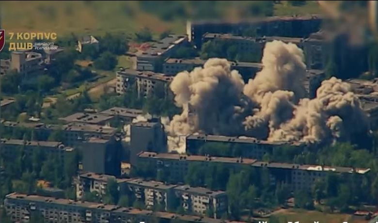 Сили оборони показали удар по російських інструкторах БпЛА у Покровську