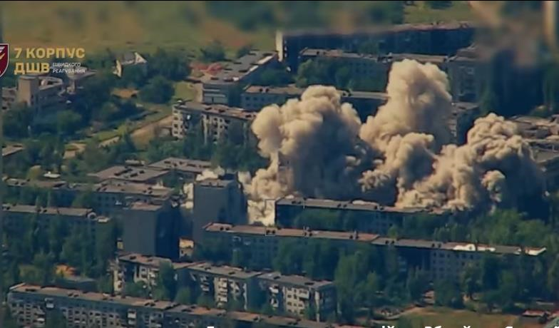 Сили оборони показали удар по російських інструкторах БпЛА у Покровську