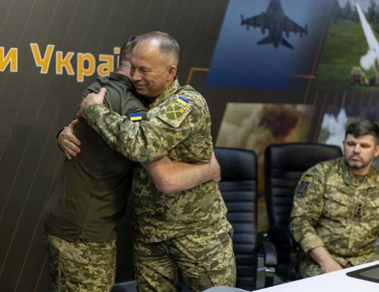 Сирський офіційно передав повноваження Драпатому