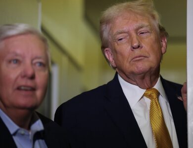 Трамп назвав, кого хоче бачити на місці Грема в Сенаті США