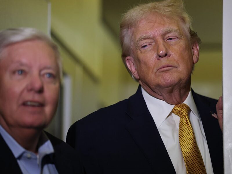 Трамп назвав, кого хоче бачити на місці Грема в Сенаті США