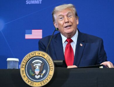 Трамп перетворив власні пости на біржовий інструмент