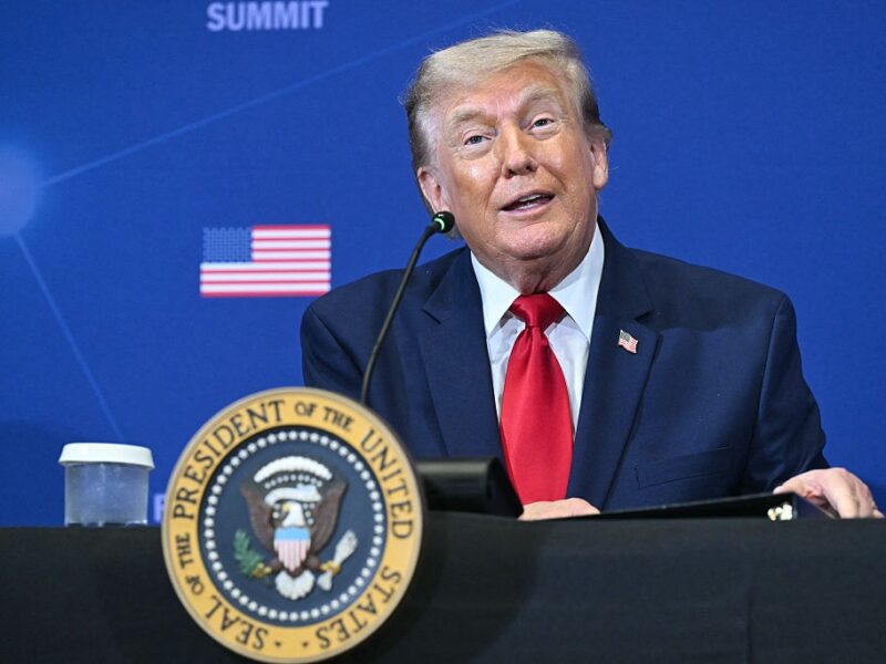 Трамп перетворив власні пости на біржовий інструмент