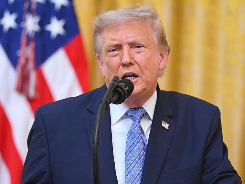 Трамп пригрозив Канаді додатковими митами за лісові пожежі