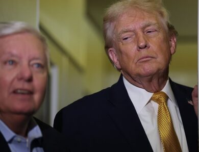 Трамп відреагував на чутки навколо смерті сенатора Грема