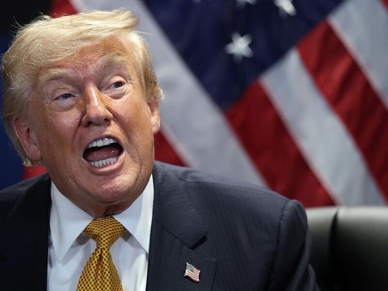 Трамп заявив, що США контролюватимуть Ормуз