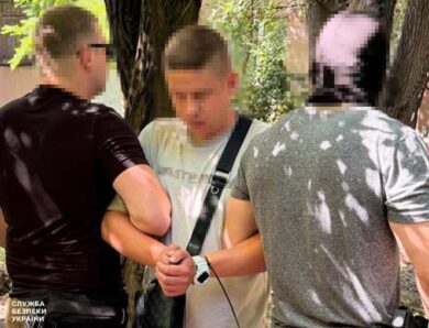 У Дніпрі чоловік активував для росіян понад 1000 терміналів Starlink