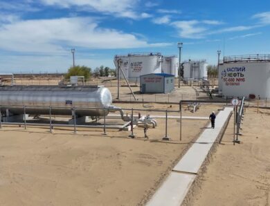 У Казахстані різко впав видобуток нафти після атак дронів – ЗМІ