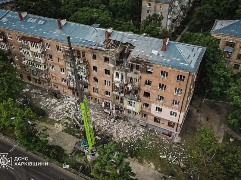 У Харкові завершили рятувальні роботи після удару