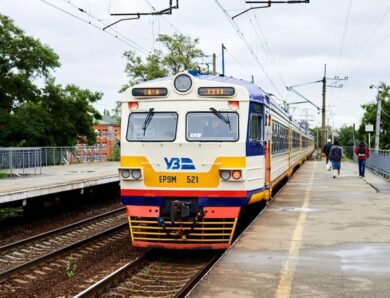 У Києві різко подорожчає проїзд у міській електричці