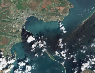У Криму горять електропідстанції, почалися відключення води