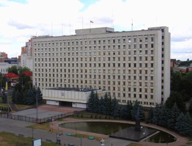 У Слуги народу змінився склад фракції: ЦВК зареєструвала нових депутатів