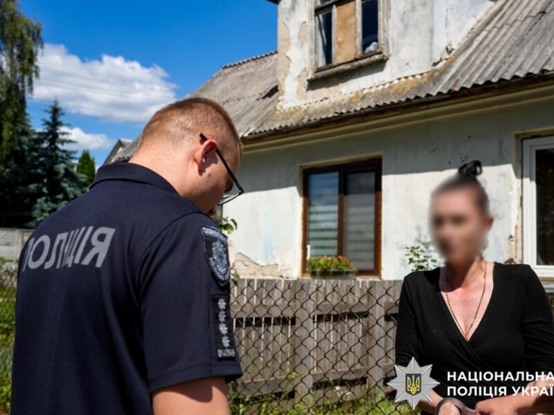 У тяжких злочинах проти власних дітей викрито трьох жінок