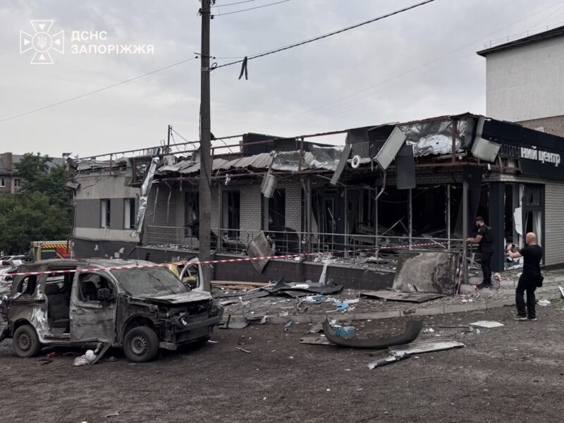 Удар по Запоріжжю: кількість постраждалих зросла до 30 людей