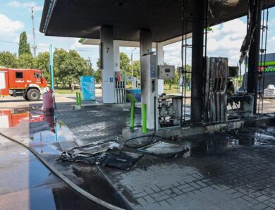 Удари РФ: на трасі від Харкова до Полтави немає жодної вцілілої АЗС