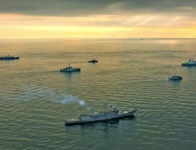 Україна застерігає від заходу суден у порти РФ: МЗС назвало причину