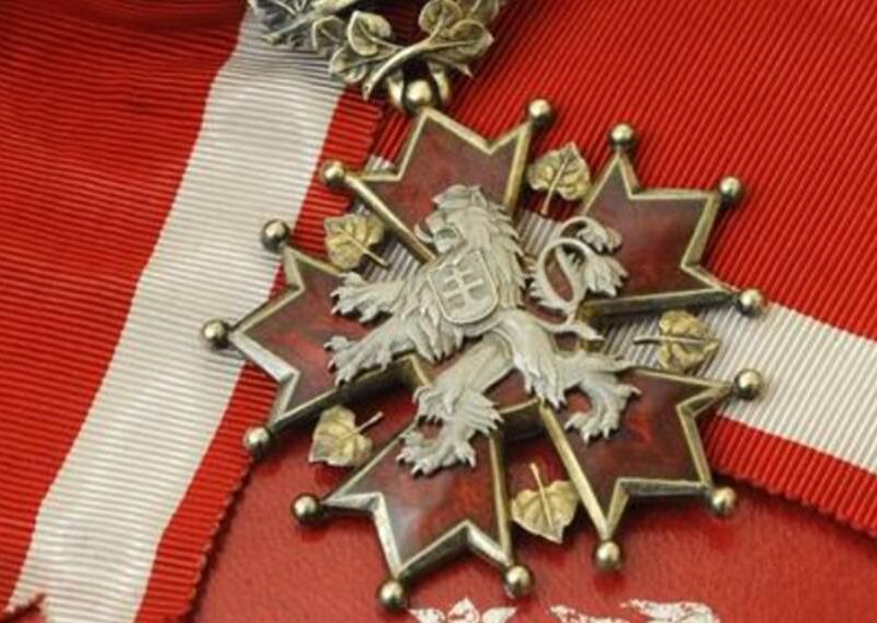 В Чехї теж хочуть позбавити Зеленського ордена