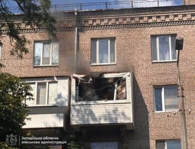 Війська РФ вдарили по Запоріжжю, є поранені