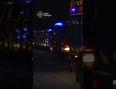 ⚡️ Досвід війни + вітчизняна техніка = перемога над стихією. Рятувальники вирушили на допомогу