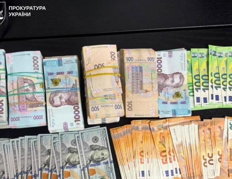 За $5 тисяч оформлювали викладачами: розкрито схему відстрочок