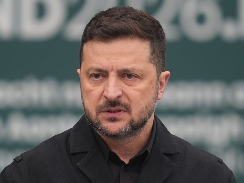 Загроза удару: Зеленський перервав візит в Ірландію