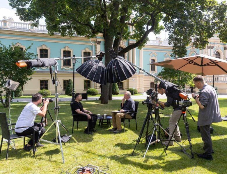 Зеленський повідомив про “дуже хорошу” розмову з прем’єром Британії