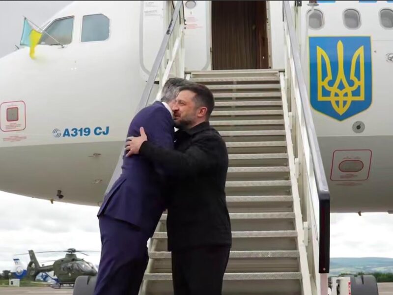 Зеленський прибув з візитом в Ірландію