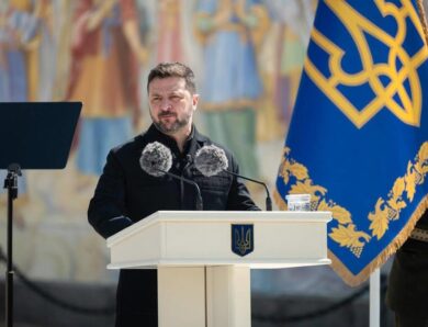 Зеленський проведе зустріч з керівництвом армії